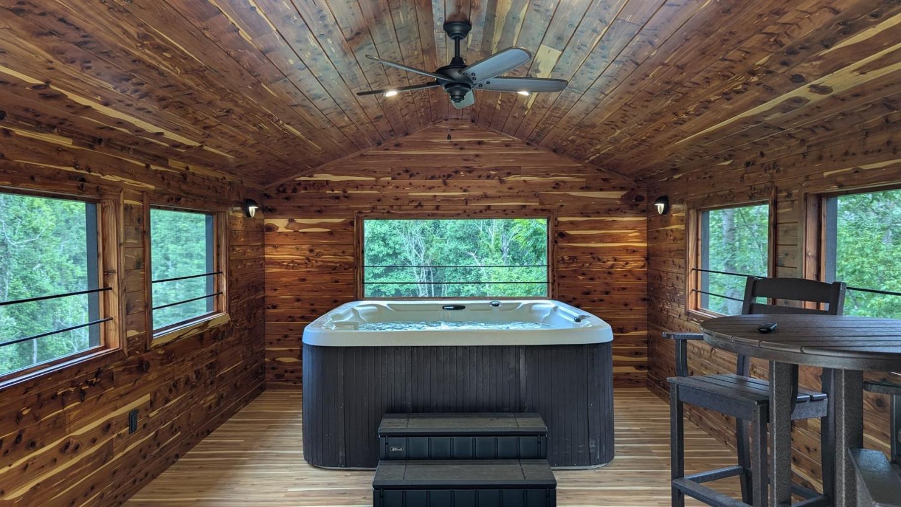 Red Roof Mountain Cabin With Starlink Internet! Stanley المظهر الخارجي الصورة
