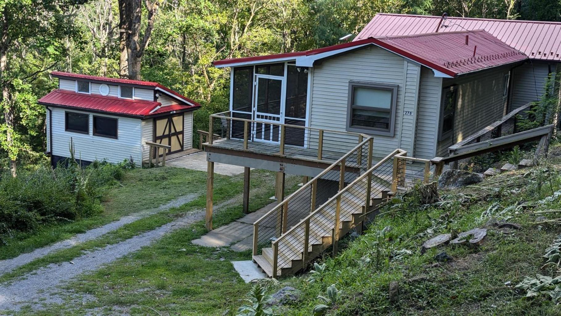 Red Roof Mountain Cabin With Starlink Internet! Stanley المظهر الخارجي الصورة